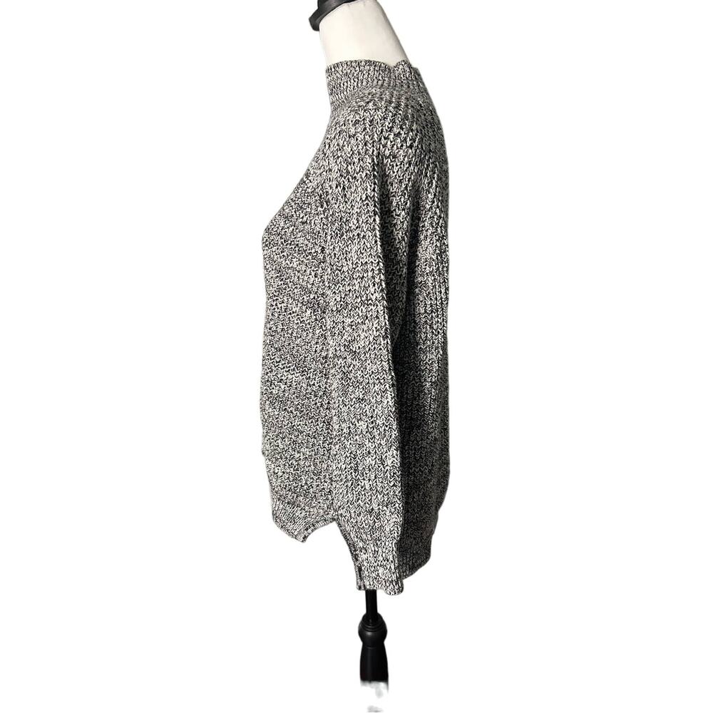 BDG Women's Knit Long Sleeve Turtleneck Sweater Size Small - Picture 3 of 4